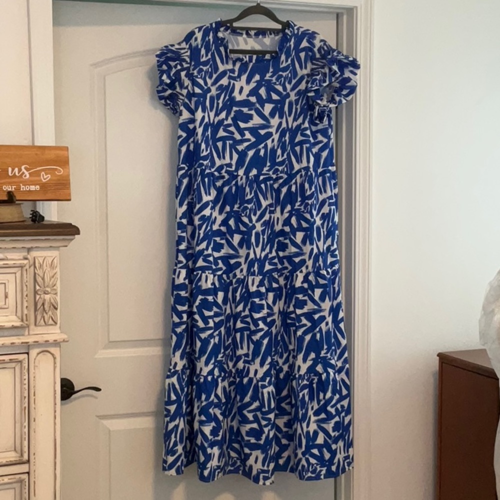 Beautiful Maxi Dress. Never Worn.